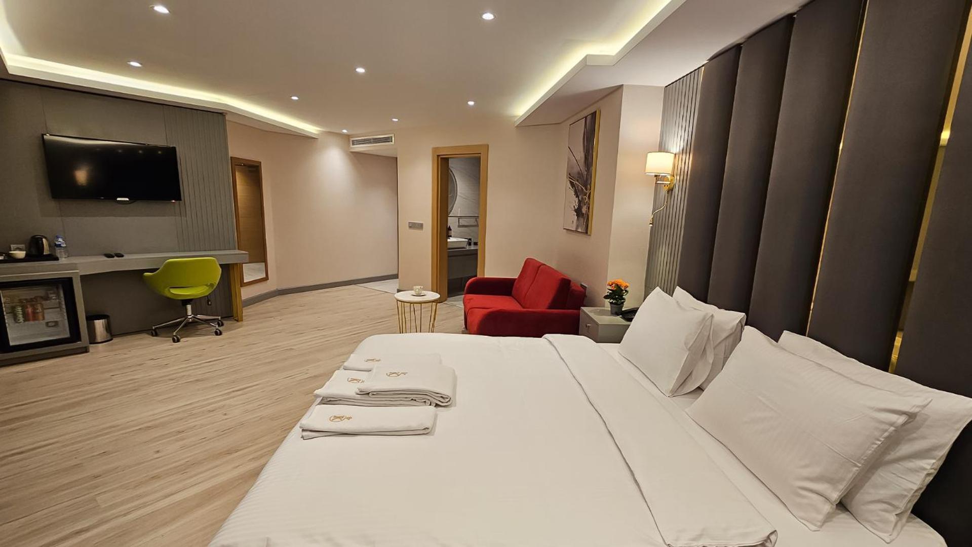 The Kuelsuemz Hotel Istanbul Exterior photo